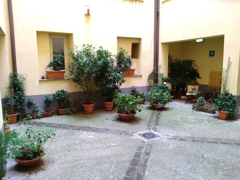 B&B Palazzo Oddo Albenga Exterior foto